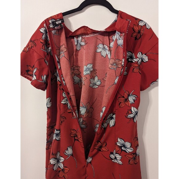 Banana Republic Dress Red Short Sleeve Crew Neck Back Zip Shift Floral - Picture 6 of 7